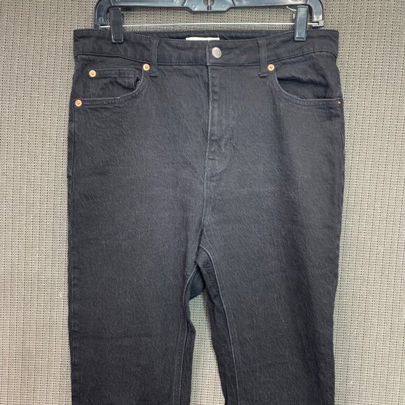 H&M Womens Size 12 Black Denim Jeans Mid Rise 5 Pocket Button & Zipper Closure - Picture 3 of 9